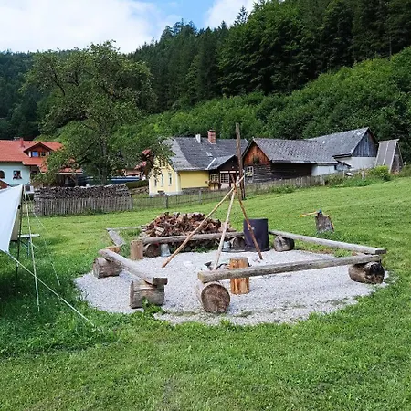 Wild Glamping In The Vienna Alps * Nasswald