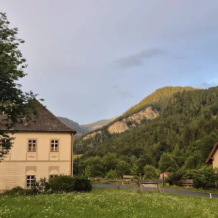 Glamping Wild Glamping In The Vienna Alps *