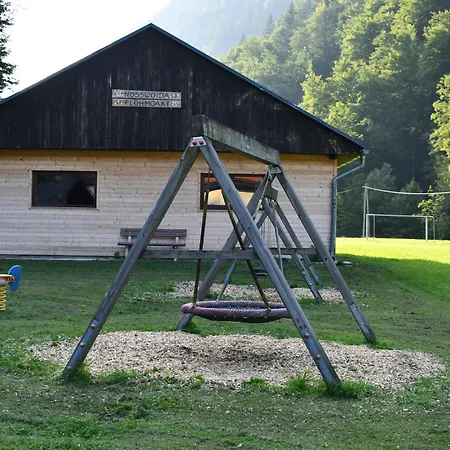 Campo de lujo Wild Glamping In The Vienna Alps Nasswald