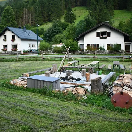 Glamping Wild Glamping In The Vienna Alps Nasswald
