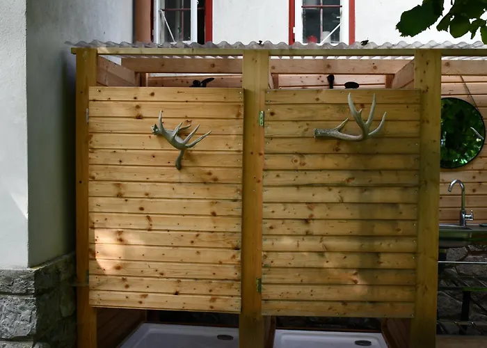 Wild Glamping In The Vienna Alps * Nasswald