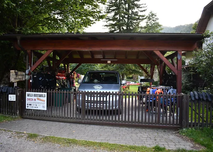 Wild Glamping In The Vienna Alps * Nasswald