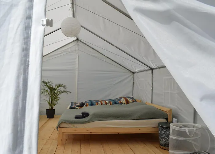 Wild Glamping In The Vienna Alps * Nasswald